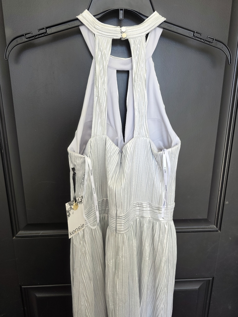 Kensie Silver Metallic Halter Midi Dress Pleated Shimmer Size 4 Women Party NWT - Picture 11 of 11